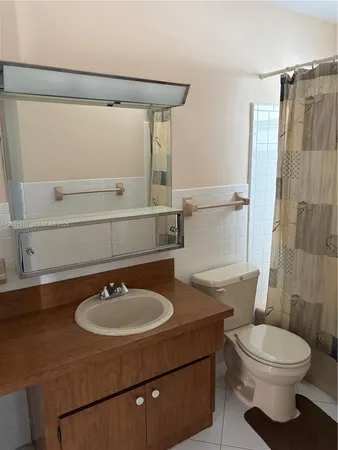 $3,000 | 3205 Liberty Street, Hollywood, FL 33021