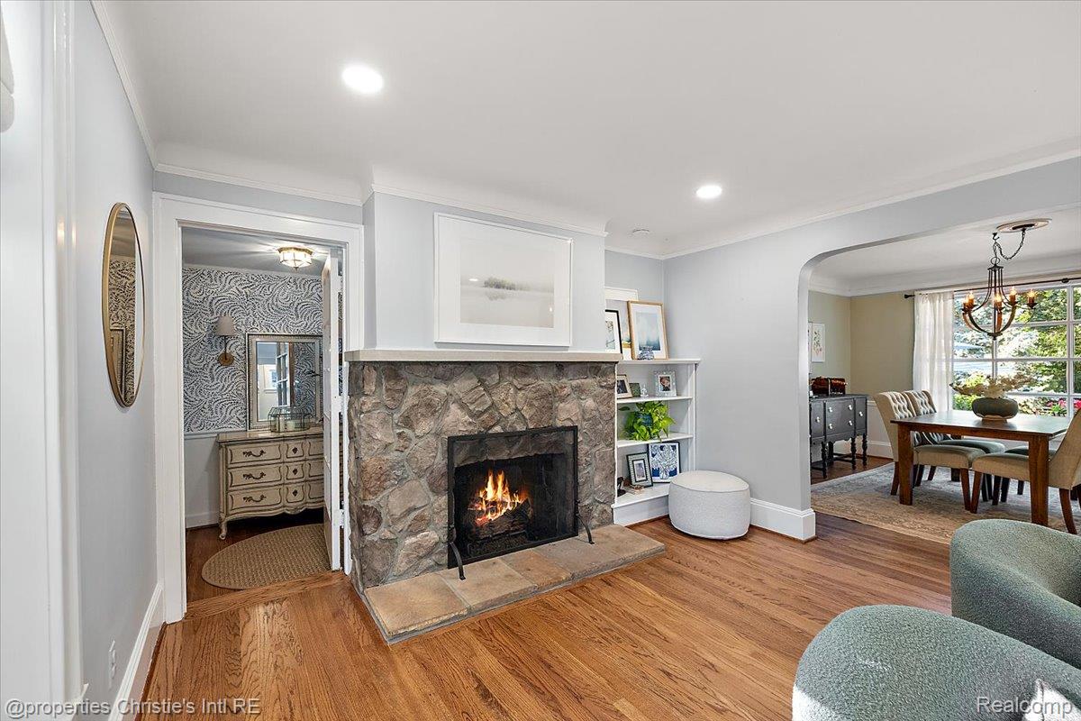 788 Rivard Boulevard Grosse Pointe, MI 48230 - Photo 5 of 32 26-788 Ricard -26.jpg