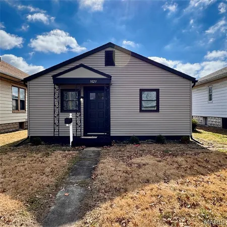 $85,000 | 1023 East Broadway, Centralia, IL 62801