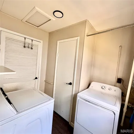 $85,000 | 1023 East Broadway, Centralia, IL 62801