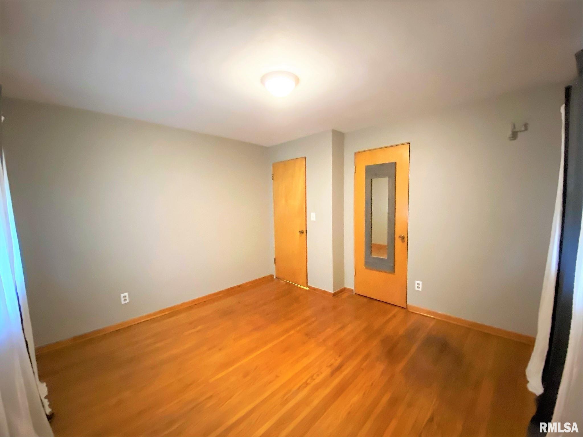 111 South Rustic Road East Peoria, IL 61611 - Photo 13 of 24 Gallery Image 13