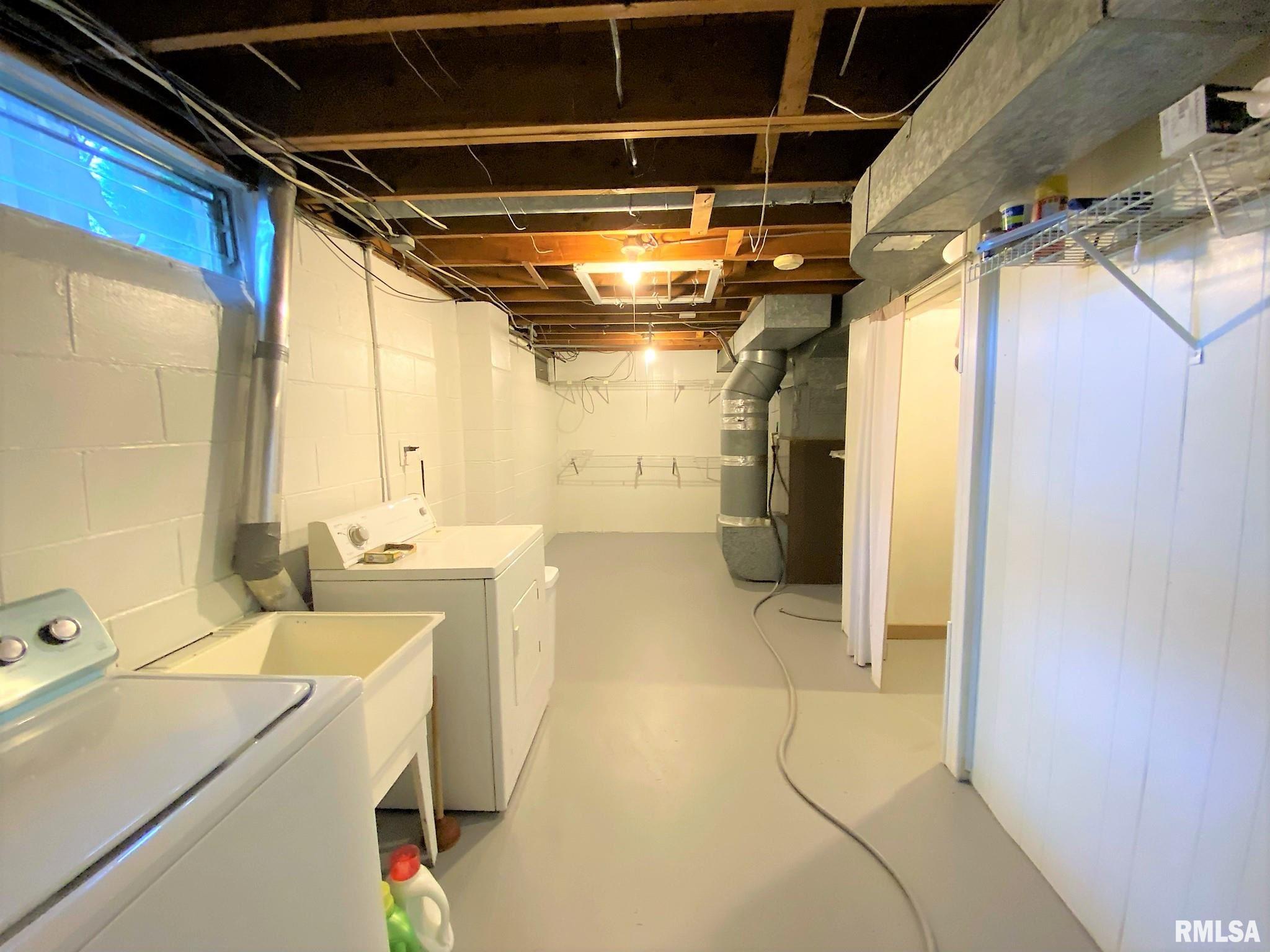 111 South Rustic Road East Peoria, IL 61611 - Photo 19 of 24 Gallery Image 19