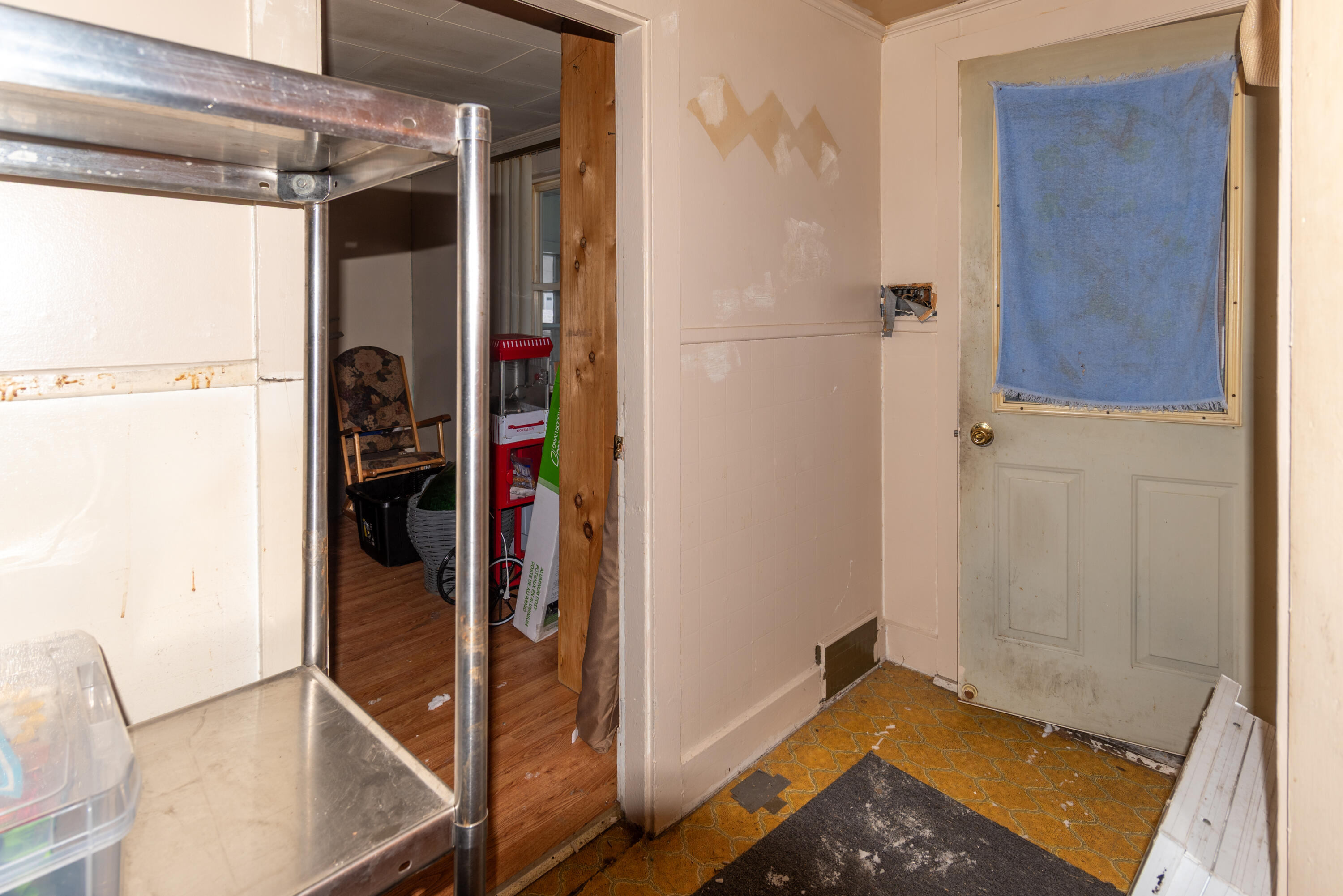 461 Main Street Madawaska, ME 04756 - Photo 11 of 30 Entryway via porch