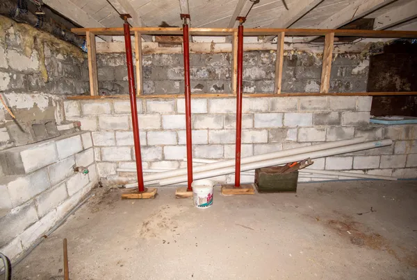 $14,000 | 461 Main Street, Madawaska, ME 04756