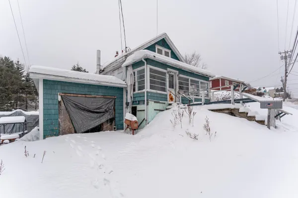 $14,000 | 461 Main Street, Madawaska, ME 04756