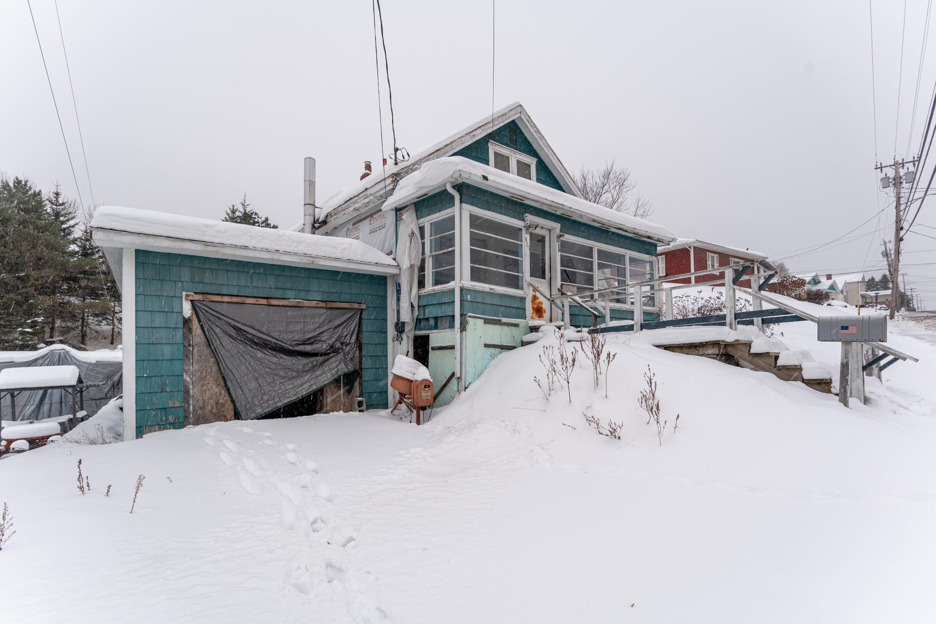 461 Main Street Madawaska, ME 04756 - Photo 4 of 30 Garage