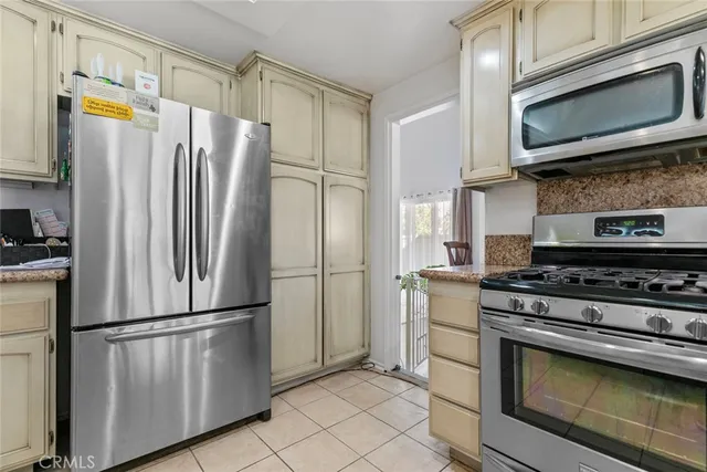 $979,000 | 23814 Sarda Road, Valencia, CA 91355