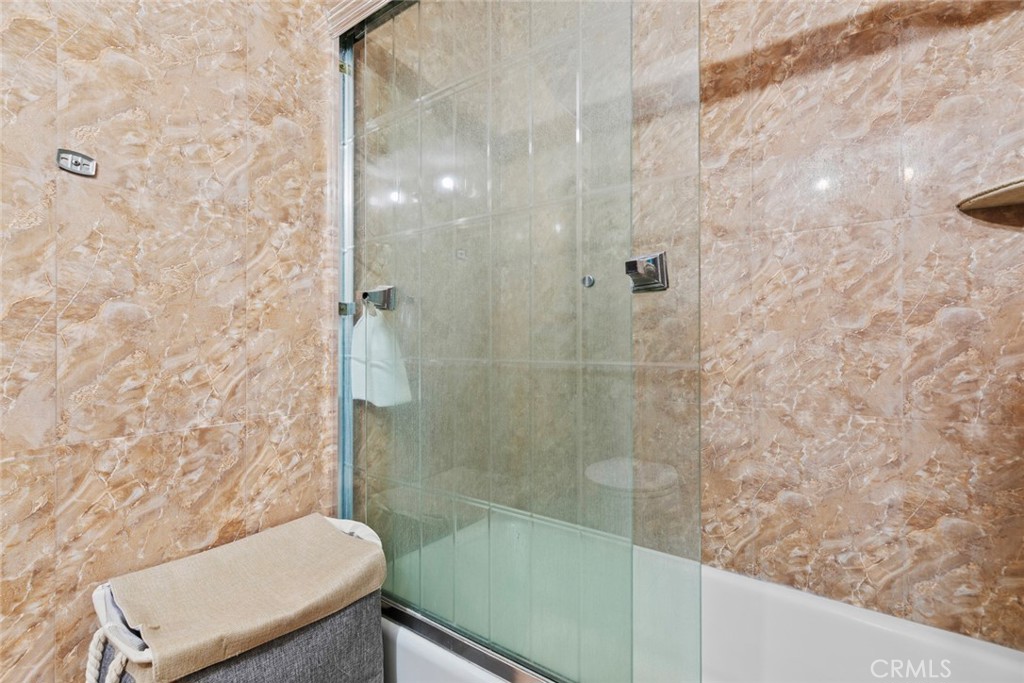 23814 Sarda Road Valencia, CA 91355 - Photo 19 of 58