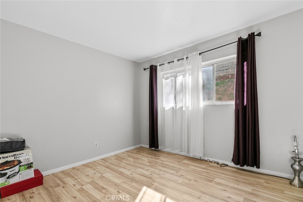 23814 Sarda Road Valencia, CA 91355 - Photo 22 of 58