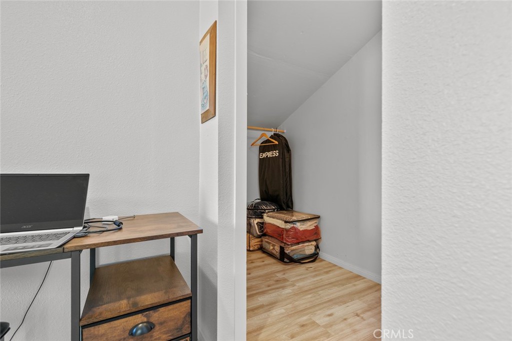 23814 Sarda Road Valencia, CA 91355 - Photo 32 of 58