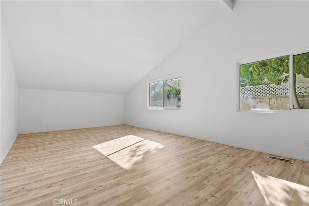 23814 Sarda Road Valencia, CA 91355 - Photo 36 of 58