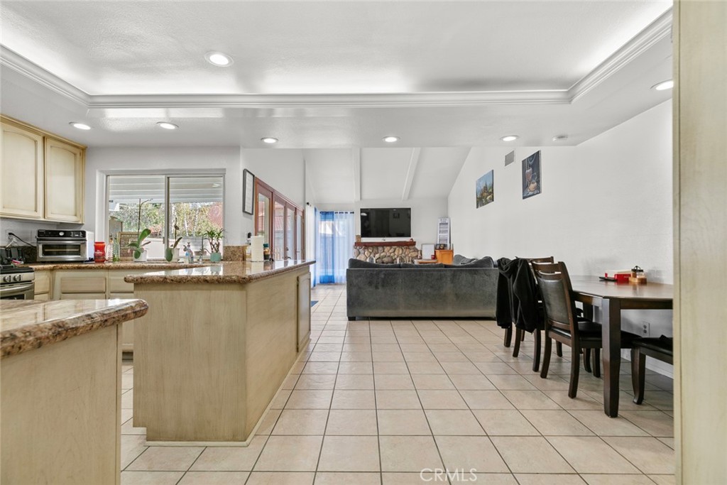 23814 Sarda Road Valencia, CA 91355 - Photo 8 of 58