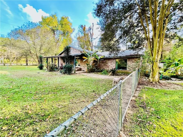 $230,000 | 479 Airbase Road, Pollock, LA 71467