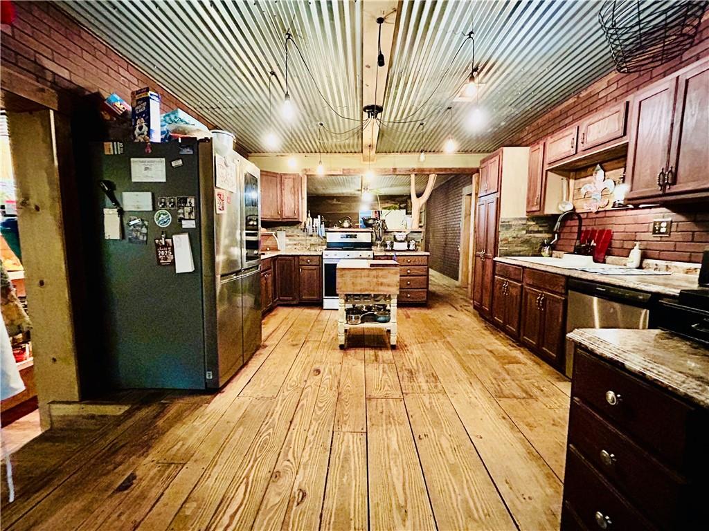 479 Airbase Road Pollock, LA 71467 - Photo 11 of 38