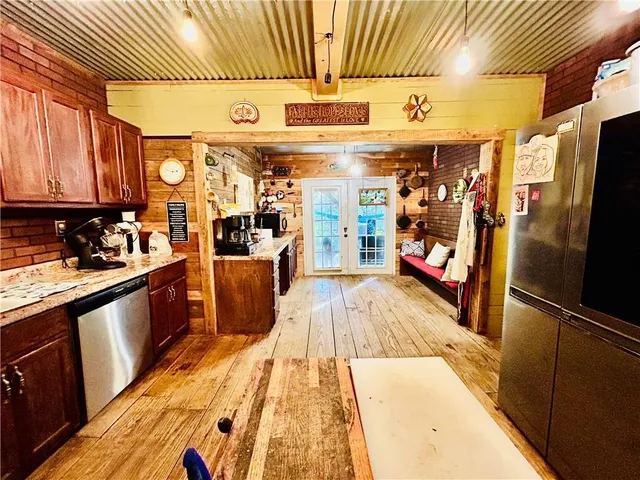 $230,000 | 479 Airbase Road, Pollock, LA 71467