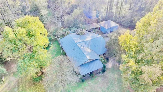 $230,000 | 479 Airbase Road, Pollock, LA 71467