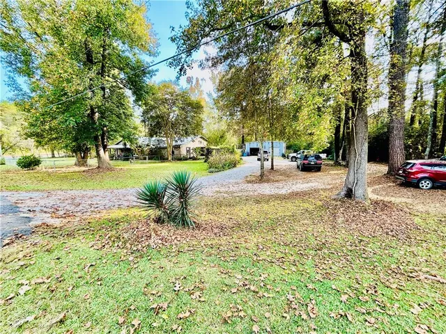 $230,000 | 479 Airbase Road, Pollock, LA 71467