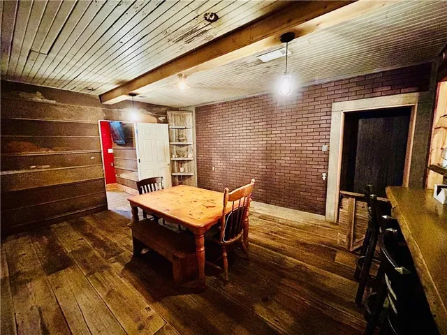 $230,000 | 479 Airbase Road, Pollock, LA 71467