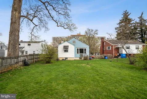 $475,000 | 3310 University Boulevard West, Kensington, MD 20895