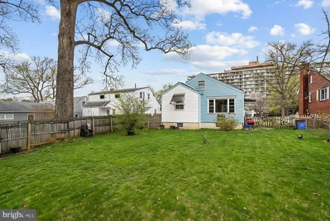 $475,000 | 3310 University Boulevard West, Kensington, MD 20895