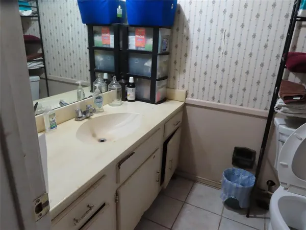 $269,900 | 2113 Vail Drive, Garland, TX 75044