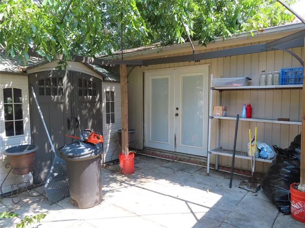 $269,900 | 2113 Vail Drive, Garland, TX 75044