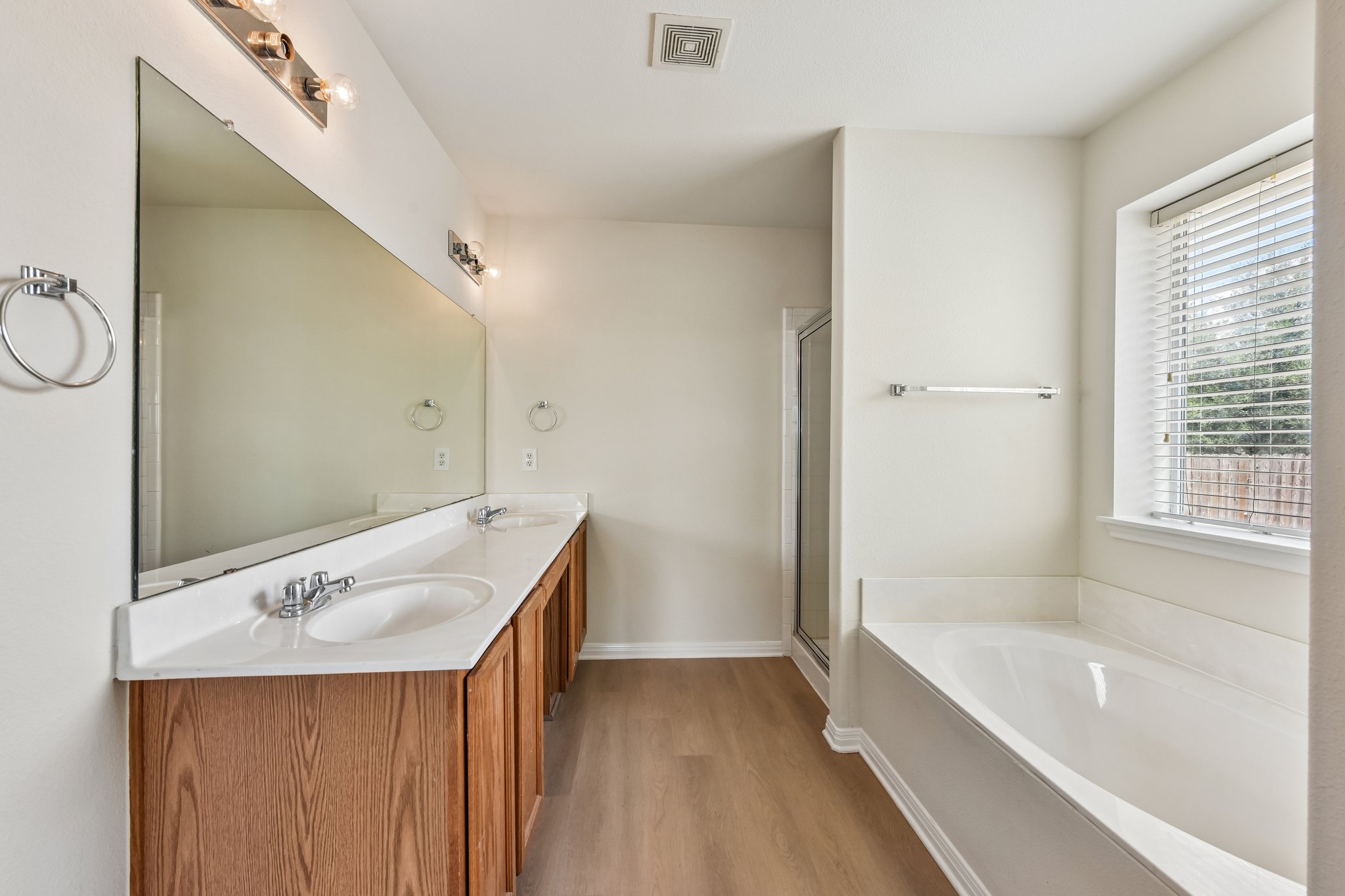 11809 Dunfries Lane Austin, TX 78754 - Photo 28 of 34