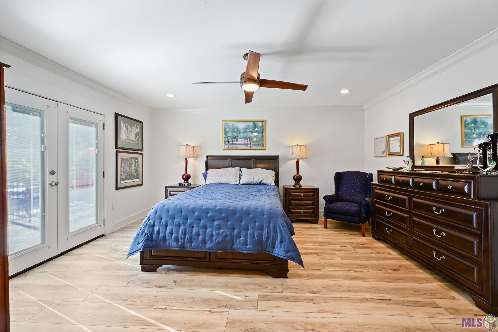 9979 Hackberry Drive Baton Rouge, LA 70809 - Photo 16 of 27 Primary Bedroom