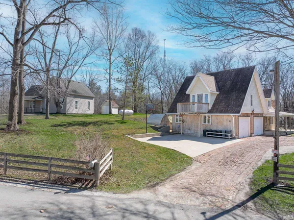 $329,900 | 75 West Old Trail, Somerset, IN 46940
