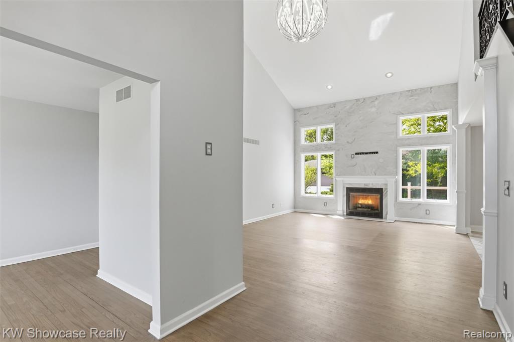 3345 East Commerce Road Commerce Township, MI 48382 - Photo 15 of 51