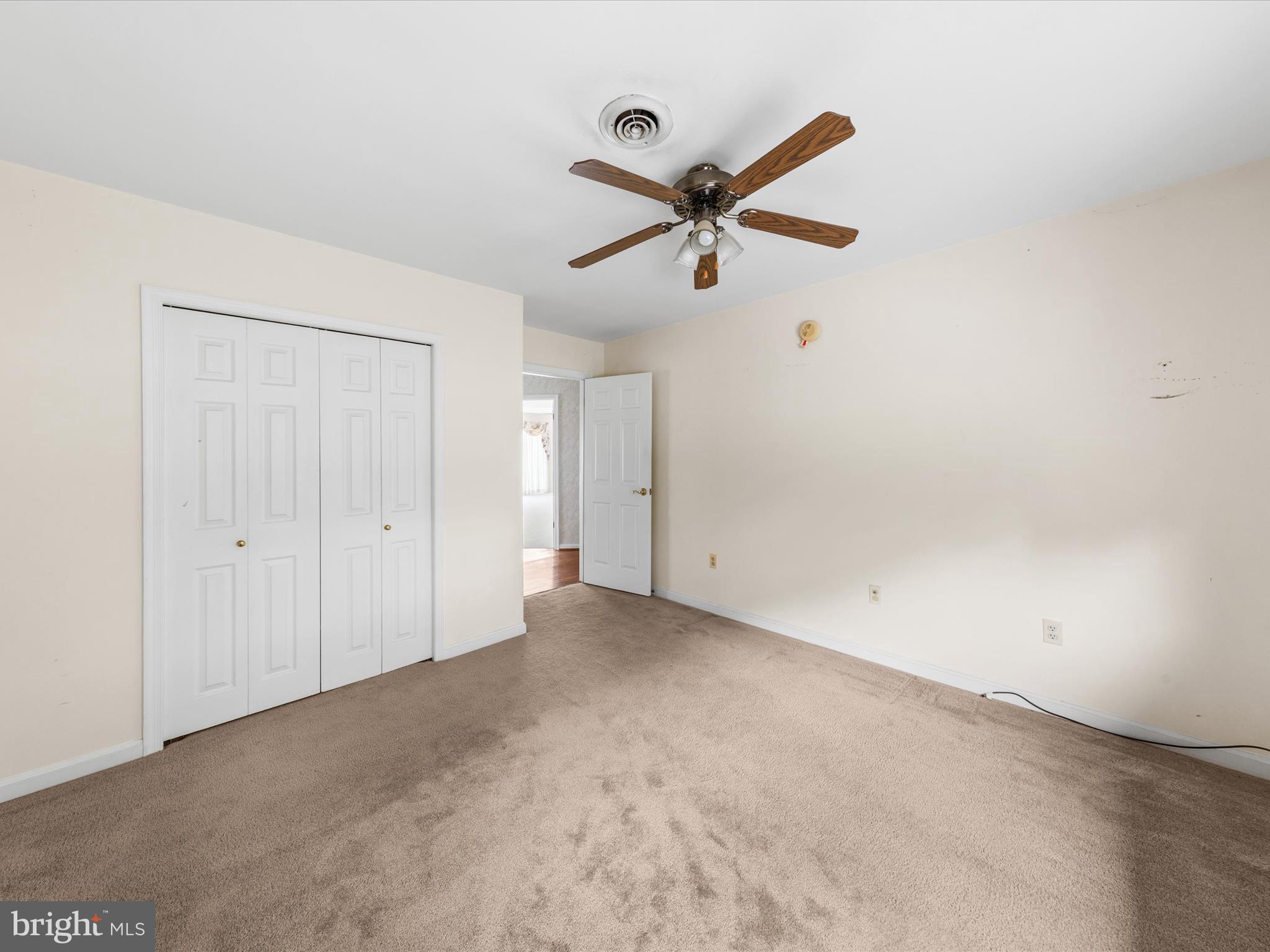 935 Susquehanna Road Madison, MD 21648 - Photo 24 of 42 a view of a big room with carpet