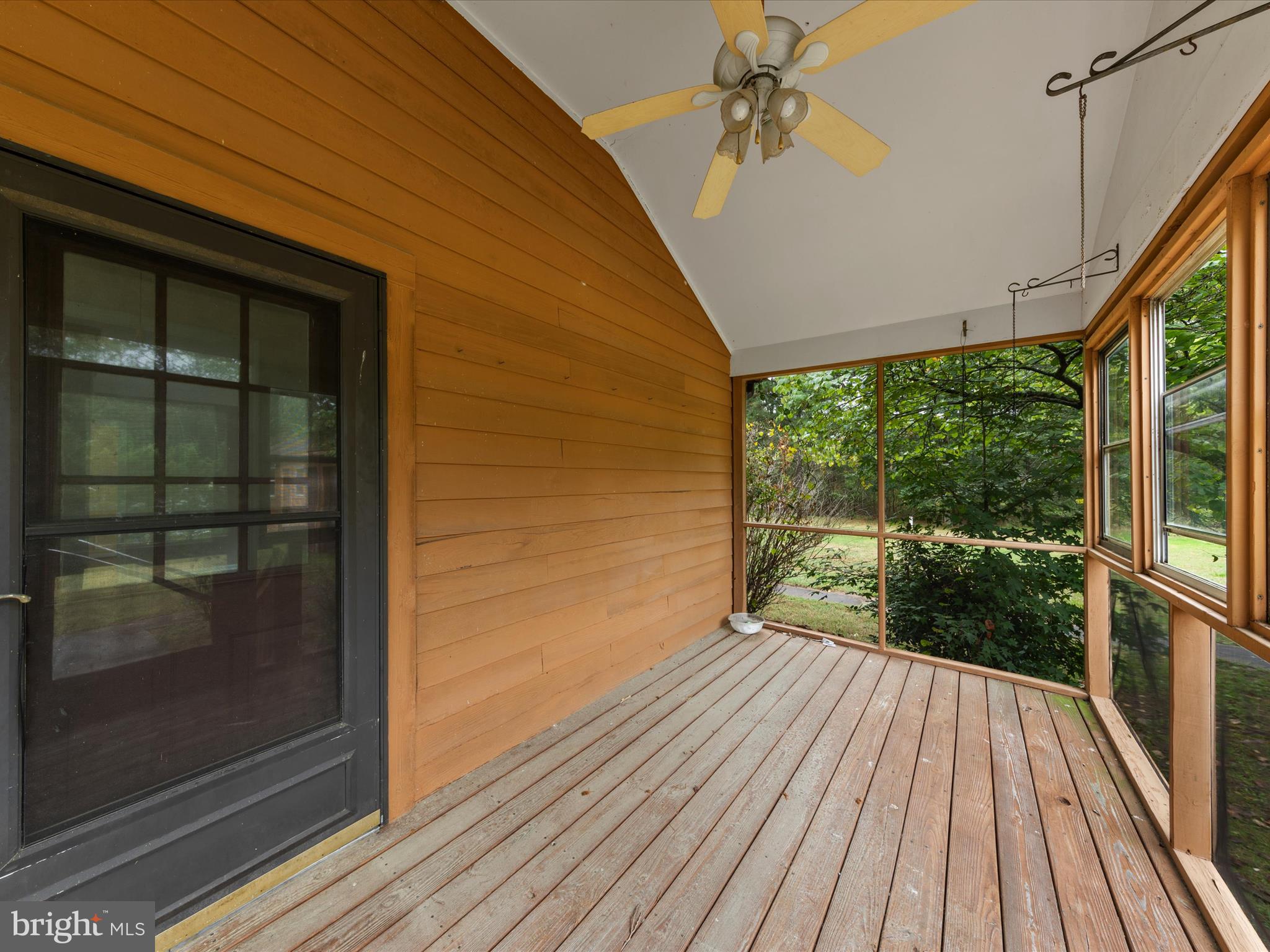 935 Susquehanna Road Madison, MD 21648 - Photo 3 of 42 a view of balcony with wooden floor