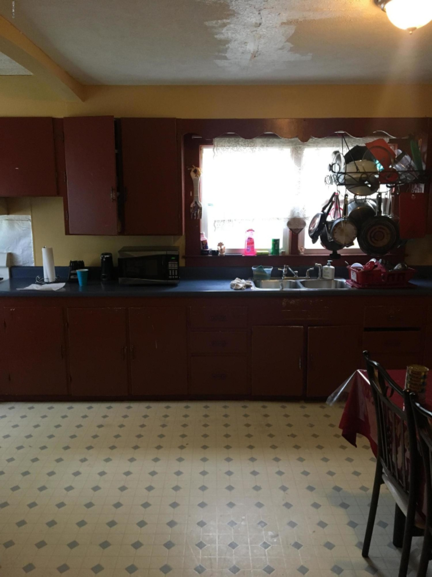 1052 Rathbone Street Southwest Wyoming, MI 49509 - Photo 5 of 17 IMG_1125
