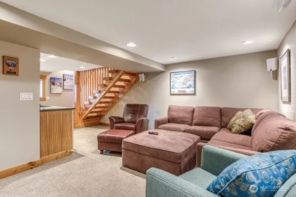 $1,590,000 | 1221 Commercial Street, Leavenworth, WA 98826