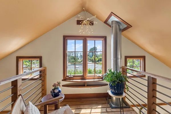 $1,549,000 | 401 Avenue Del Oro, El Granada, CA 94019