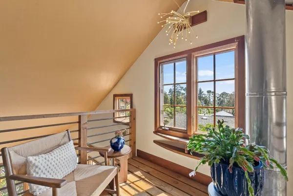 $1,549,000 | 401 Avenue Del Oro, El Granada, CA 94019
