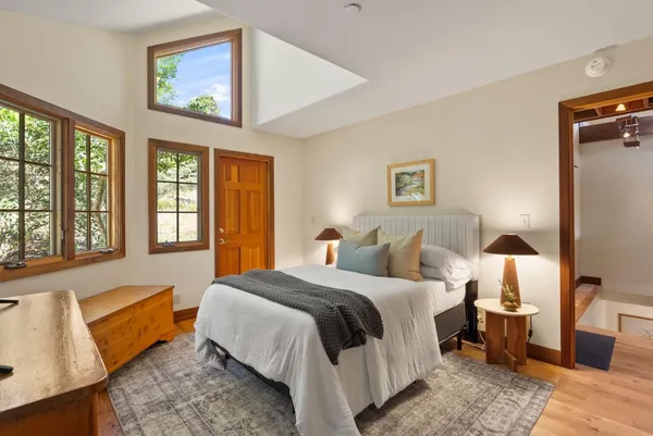 $1,549,000 | 401 Avenue Del Oro, El Granada, CA 94019