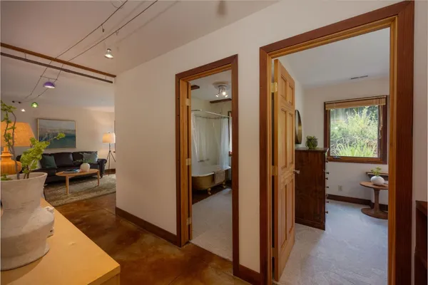 $1,549,000 | 401 Avenue Del Oro, El Granada, CA 94019
