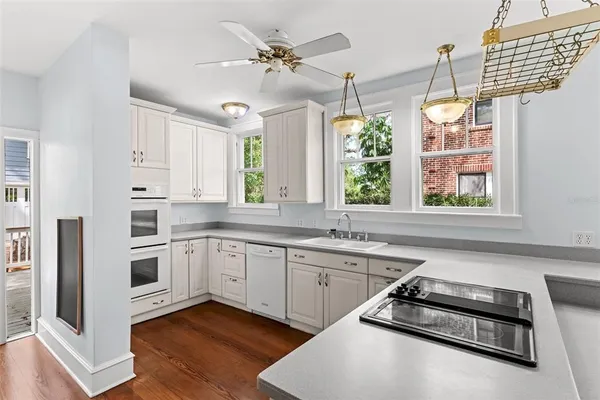$5,500 | 418 Jasmine Way, Clearwater, FL 33756