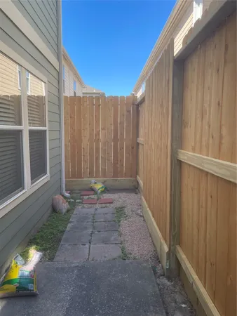 $2,150 | 1706 Redwing Haven Drive, Houston, TX 77009