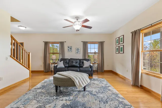 $999,995 | 12470 West 270th Street, Belle Plaine, MN 56011