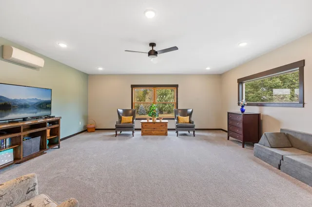 $999,995 | 12470 West 270th Street, Belle Plaine, MN 56011