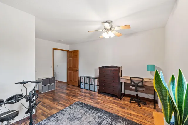 $999,995 | 12470 West 270th Street, Belle Plaine, MN 56011