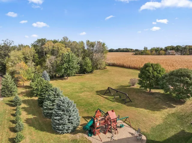 $999,995 | 12470 West 270th Street, Belle Plaine, MN 56011