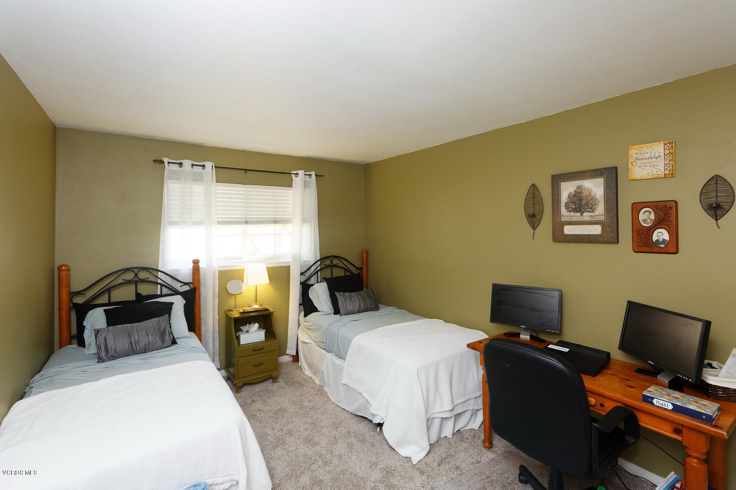 2384 Marvel Avenue Simi Valley, CA 93065 - Photo 14 of 26 2384 Marvel Simi Valley CA-large-026-33-