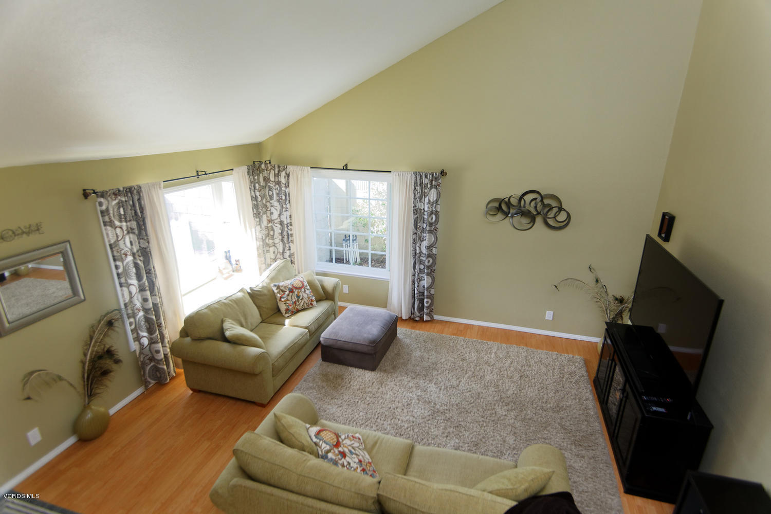 2384 Marvel Avenue Simi Valley, CA 93065 - Photo 6 of 26 2384 Marvel Simi Valley CA-large-012-8-1