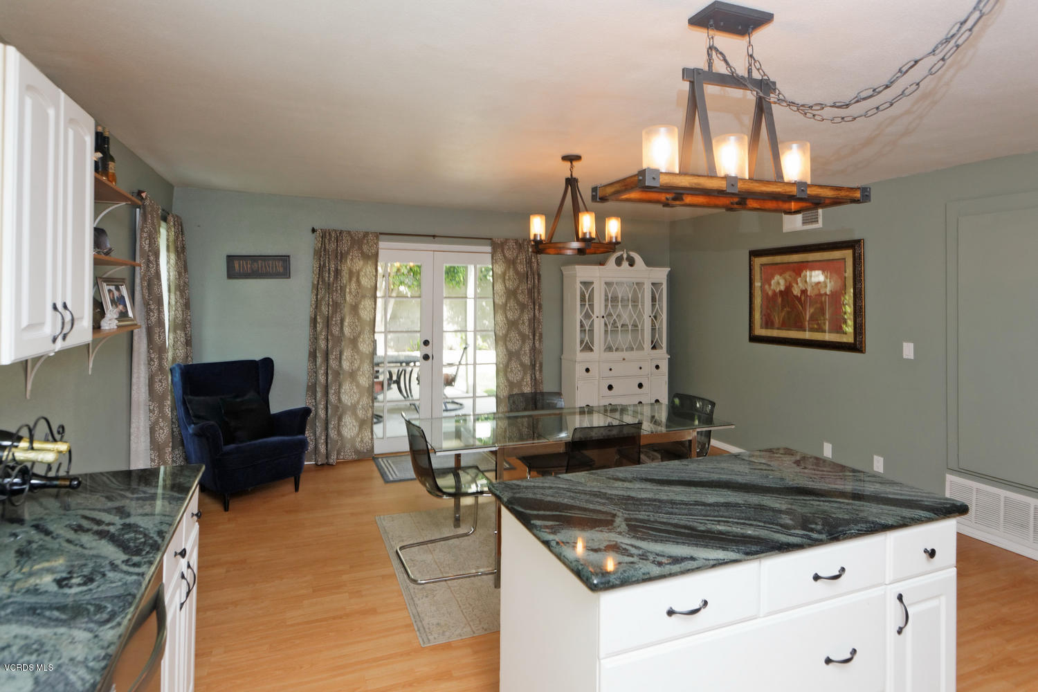 2384 Marvel Avenue Simi Valley, CA 93065 - Photo 9 of 26 2384 Marvel Simi Valley CA-large-020-22-