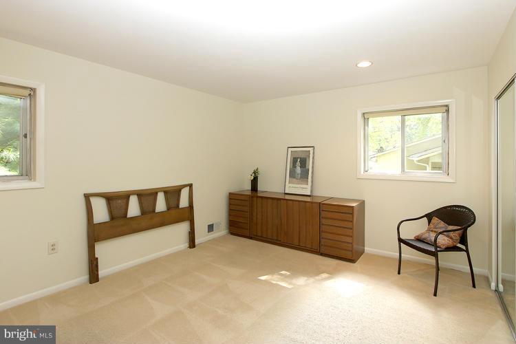 4803 Rim Rock Road Rockville, MD 20853 - Photo 19 of 30 Bedroom (Master)
