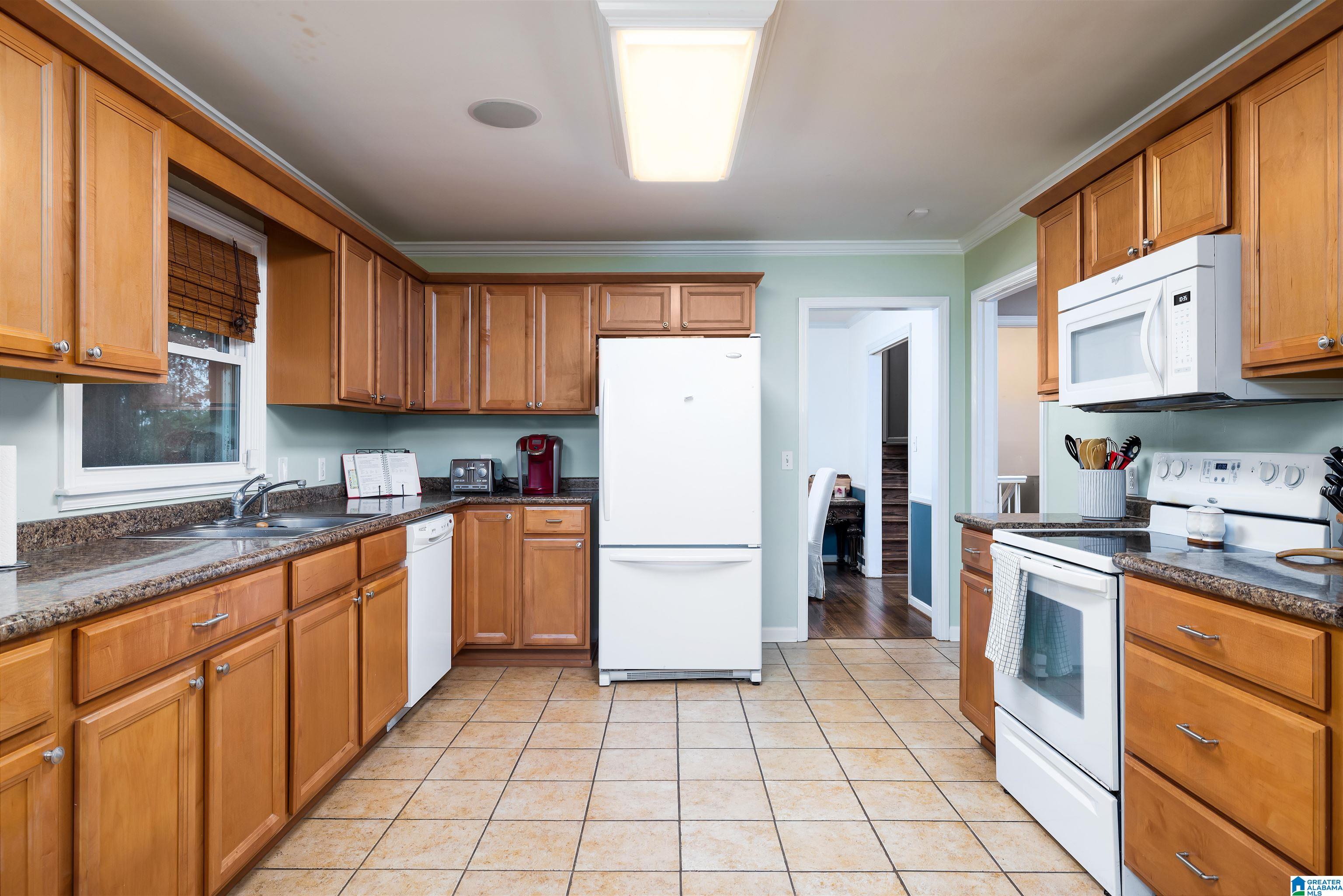 1301 Southhall Road Birmingham, AL 35213 - Photo 15 of 40