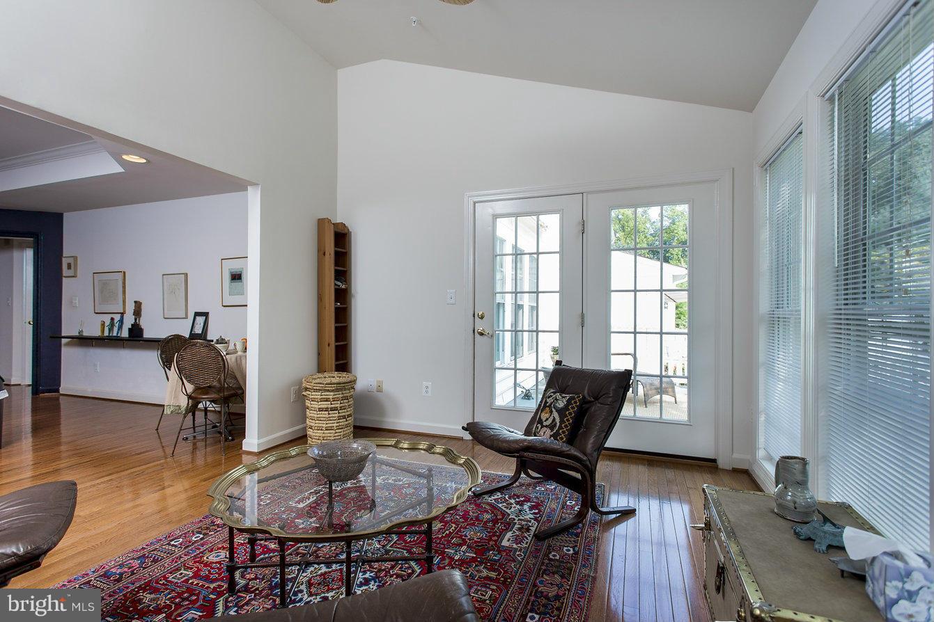 4418 Summer Grape Road Baltimore, MD 21208 - Photo 13 of 30 Interior (General)